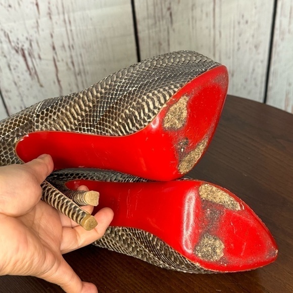 CHRISTIAN LOUBOUTIN Daffodile SnakeSkin Ayer’s women’s platform high heels 37.5 - Picture 9 of 16